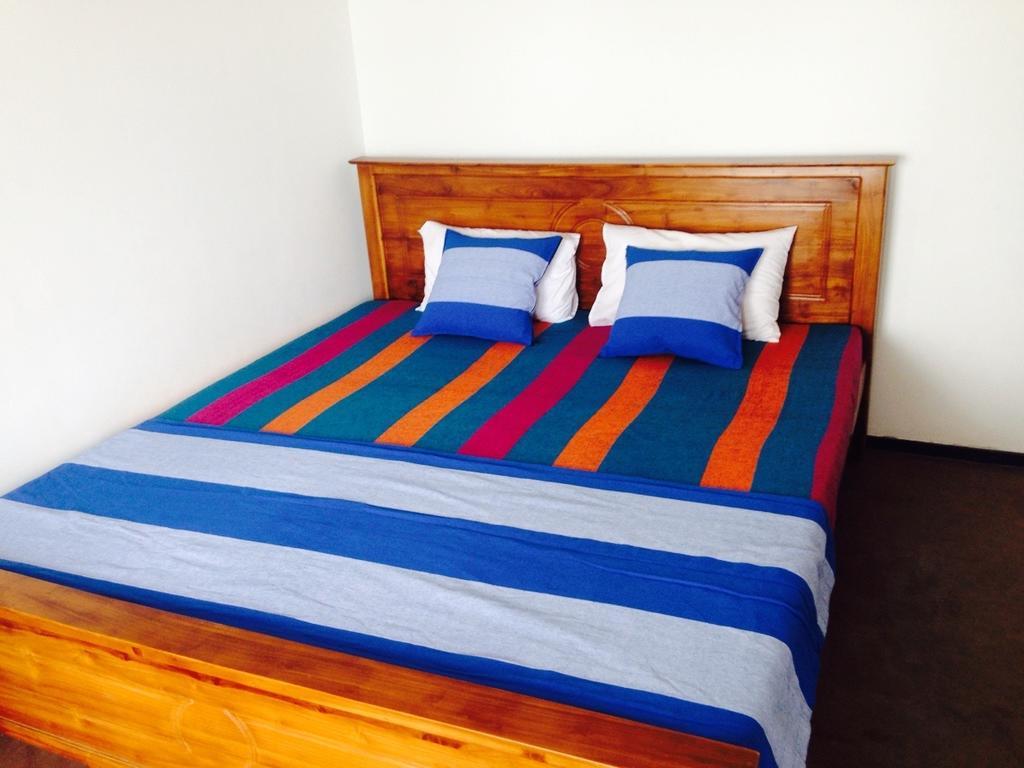 Rainbow Beach Hotel Hikkaduwa Bilik gambar