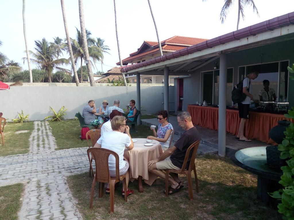 Rainbow Beach Hotel Hikkaduwa Luaran gambar
