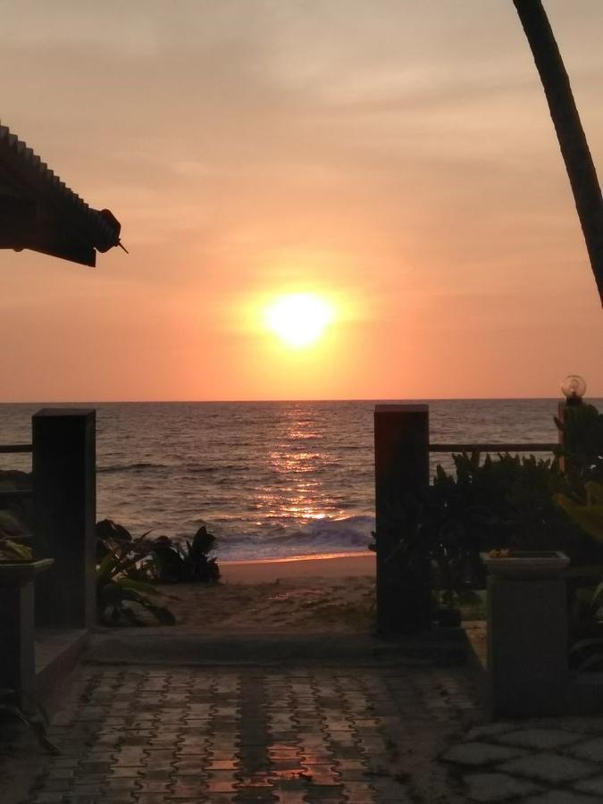 Rainbow Beach Hotel Hikkaduwa Luaran gambar